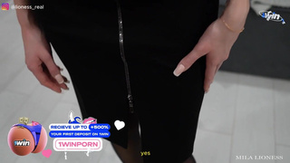 Смотреть горячее видео – брат доведет и оставит