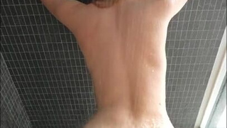 Реальное домашнее видео — жесткий секс с развратной красоткой