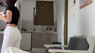 Секс с сестрой — домашнее порно видео с развязкой