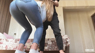 Страстный секс с красивой девушкой в HD