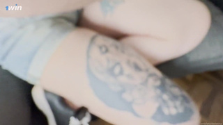 Экстремальный анал с подругой — горячее секс видео