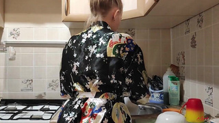 Секс с сестрой без трусиков – домашнее порно видео