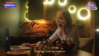 Страстный секс втроем: она сосет ему, а тебе лижет