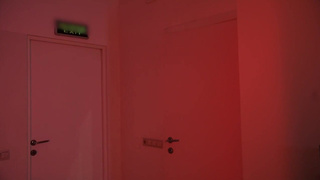 Страстный секс в публичном туалете – кончил внутрь без предохранения