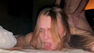 Влажная пизда и горячий кунилингус с кончем