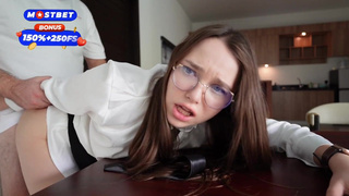 Секс с психологом: смотреть онлайн развратное видео с разрядкой