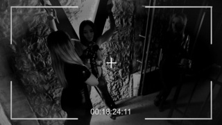 Смотреть онлайн – Жесткое подчинение и секс-игры в подвале