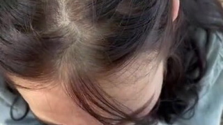 Горячая украинская брюнетка в лесном порно