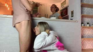 Соблазнение сестры тайком от родителей