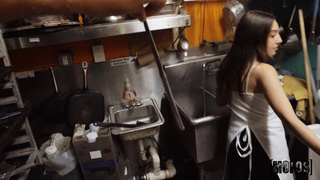 Жесткое порно видео с поварами
