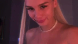 Смотрите лучшее секс видео с разгоряченными партнерами