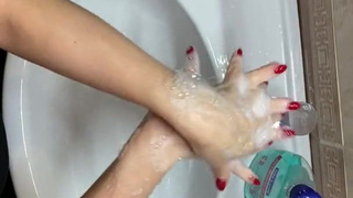 Смотреть онлайн секс в ванной HD