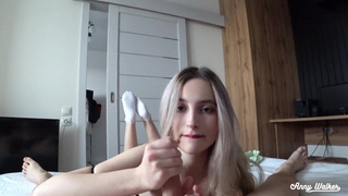 Смотреть онлайн горячее видео с красивой девушкой и парнем