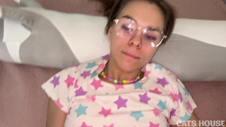 Вибратор в действии – горячее порно онлайн