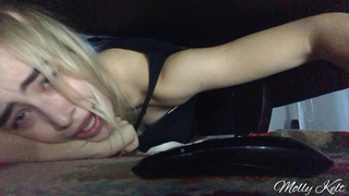 Секс с соседкой в неожиданной ситуации – домашнее видео