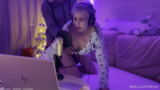 Домашнее порно: мачеха соблазнила