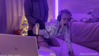 Домашнее порно: мачеха соблазнила