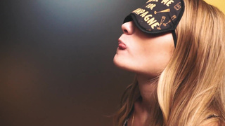 Горячее порно видео с разоблачением