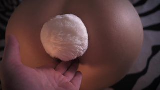 Страстное порно видео с кроликом - Кончил в киску, зайка рожает