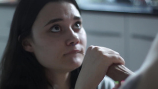 Эксклюзивное видео: Кейт Косс сосет и лижет с утра