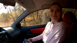 Секс в машине за проезд – горячее порно видео с развратной девушкой