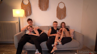 Страстная измена друзей: откровенное видео