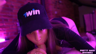 Джек-пот и страстный минет от Pretty Mary – смотреть онлайн горячее видео