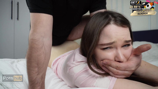 Первый анал сестры – волнение и страсть в домашнем порно