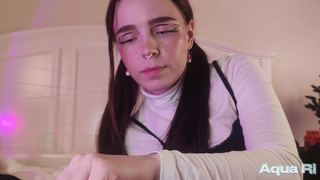 Смотреть онлайн жесткий минет от юной красотки