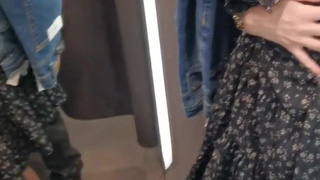 Горячее порно видео в магазине