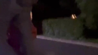 Секс на самокате в парке – экстремальный минет на улице