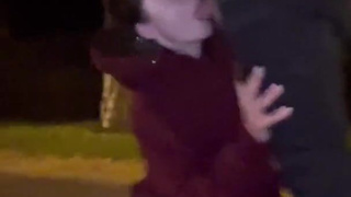 Секс на самокате в парке – экстремальный минет на улице