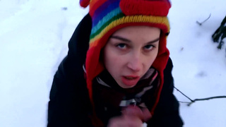 005 First Time PUBLIC Blowjob in Winter_Laruna_Mave_1080p.mp4