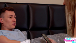 Секс видео с Натой Оушен и подругой втроем