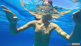 Секс видео с шикарной девушкой на публике – смотреть онлайн бесплатно